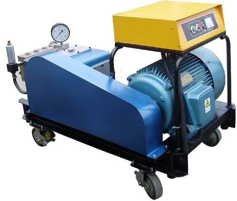 গুণমান  Triplex Plungers High Pressure Water Jet Pump For Industrial Use 1000bar ISO9001 কারখানা