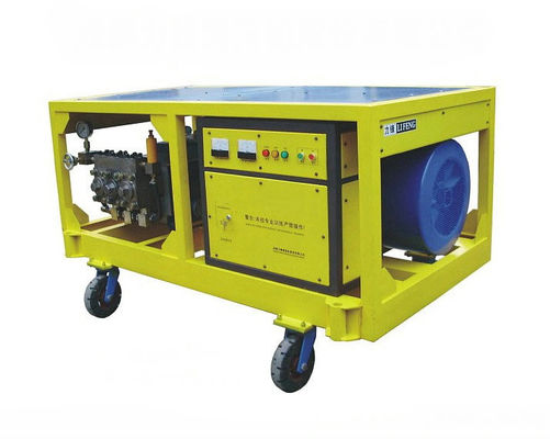 জাহাজ পরিষ্কারের জন্য 20000psi হেভি ডিউটি ​​হাই প্রেসার ক্লিনার হাই প্রেসার ক্লিনিং মেশিন